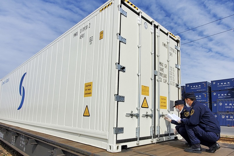 中老鐵路國際貨運物流運營“滿月” 昆明海關監管進出口貨物總值突破6億元